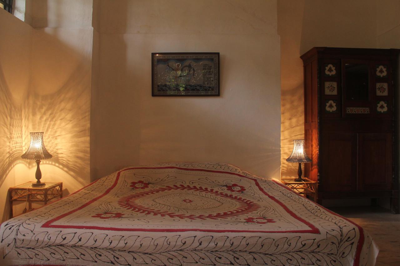 Isai Ambalam guest house Pondichéry Extérieur photo